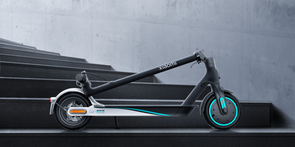Xiaomi F1 AMG-Mercedes scooter