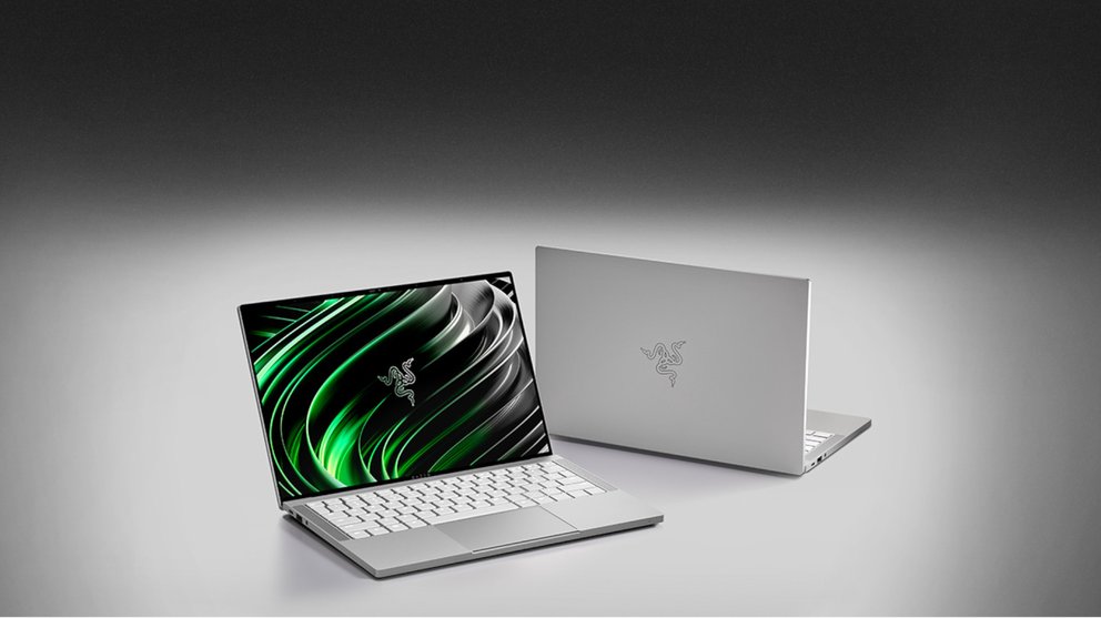 Razer Book 13 Exclusive Model - only available in the Razer Shop.